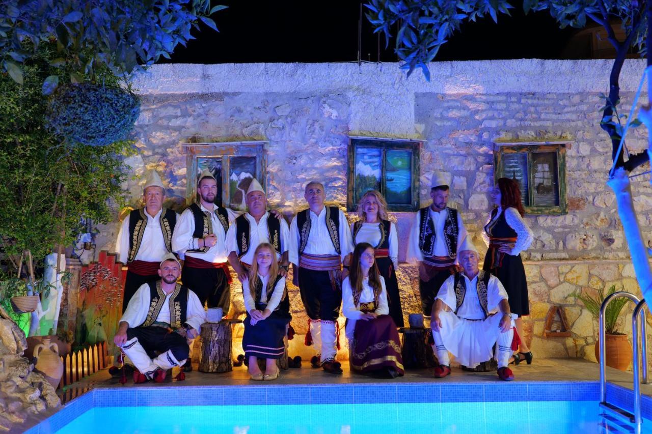 סרנדה Vila Ahmeti מראה חיצוני תמונה