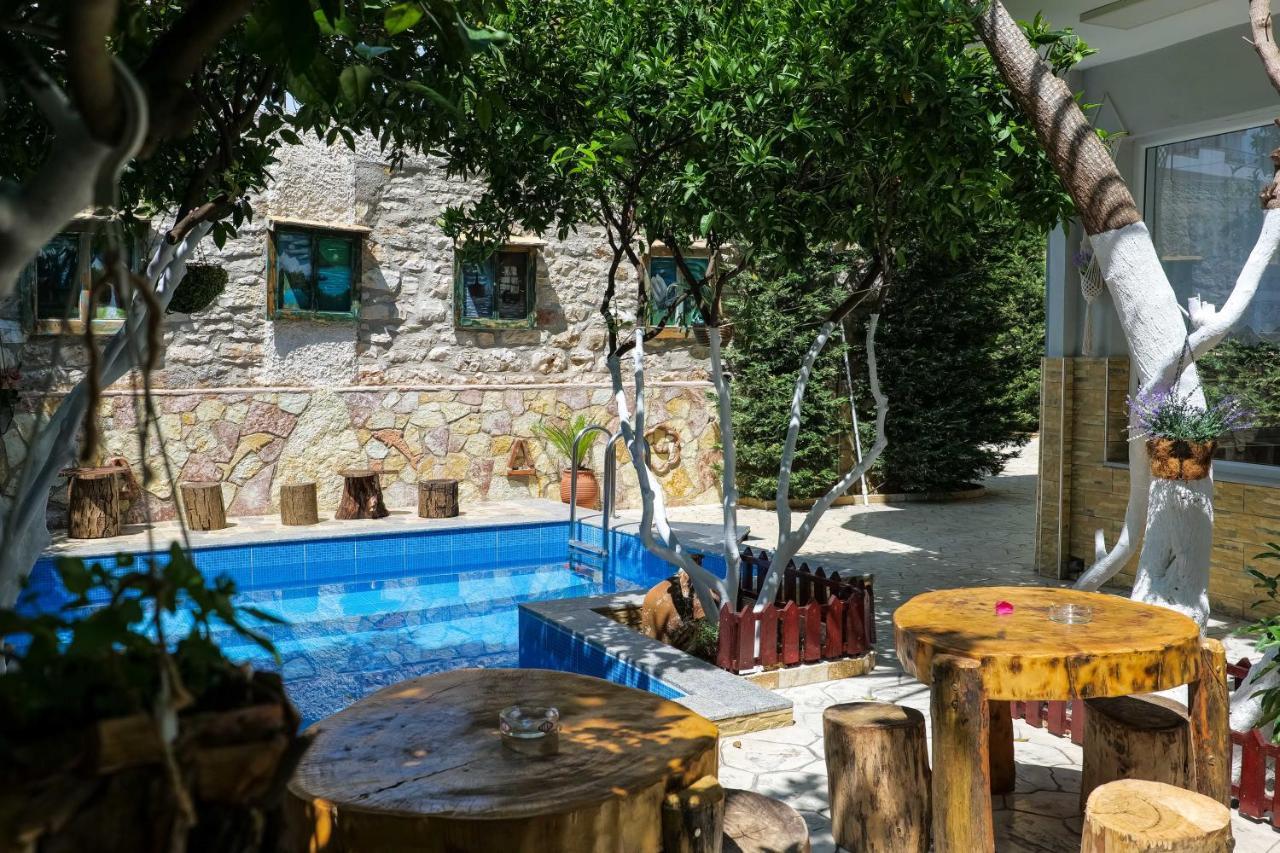 סרנדה Vila Ahmeti מראה חיצוני תמונה