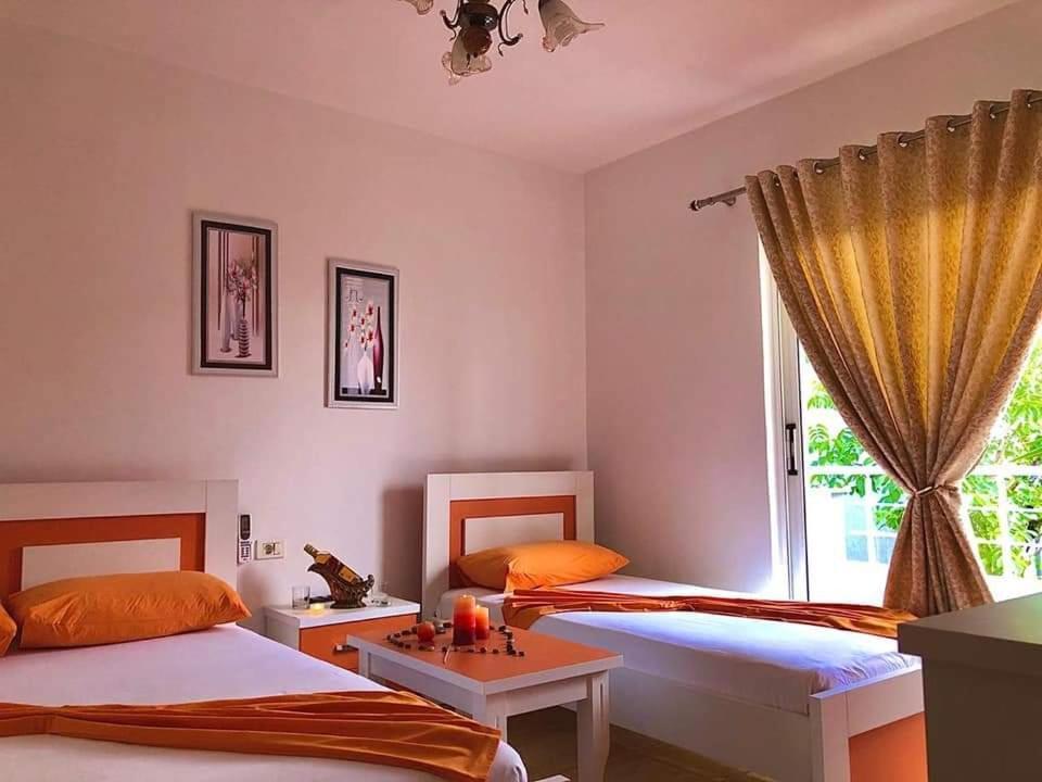 סרנדה Vila Ahmeti מראה חיצוני תמונה